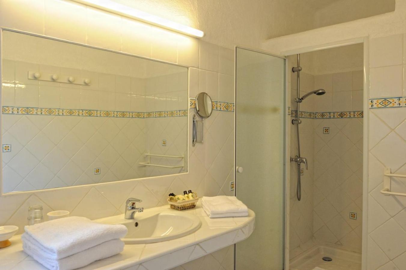 Hotel Palombaggia Порто-Веккьо Экстерьер фото